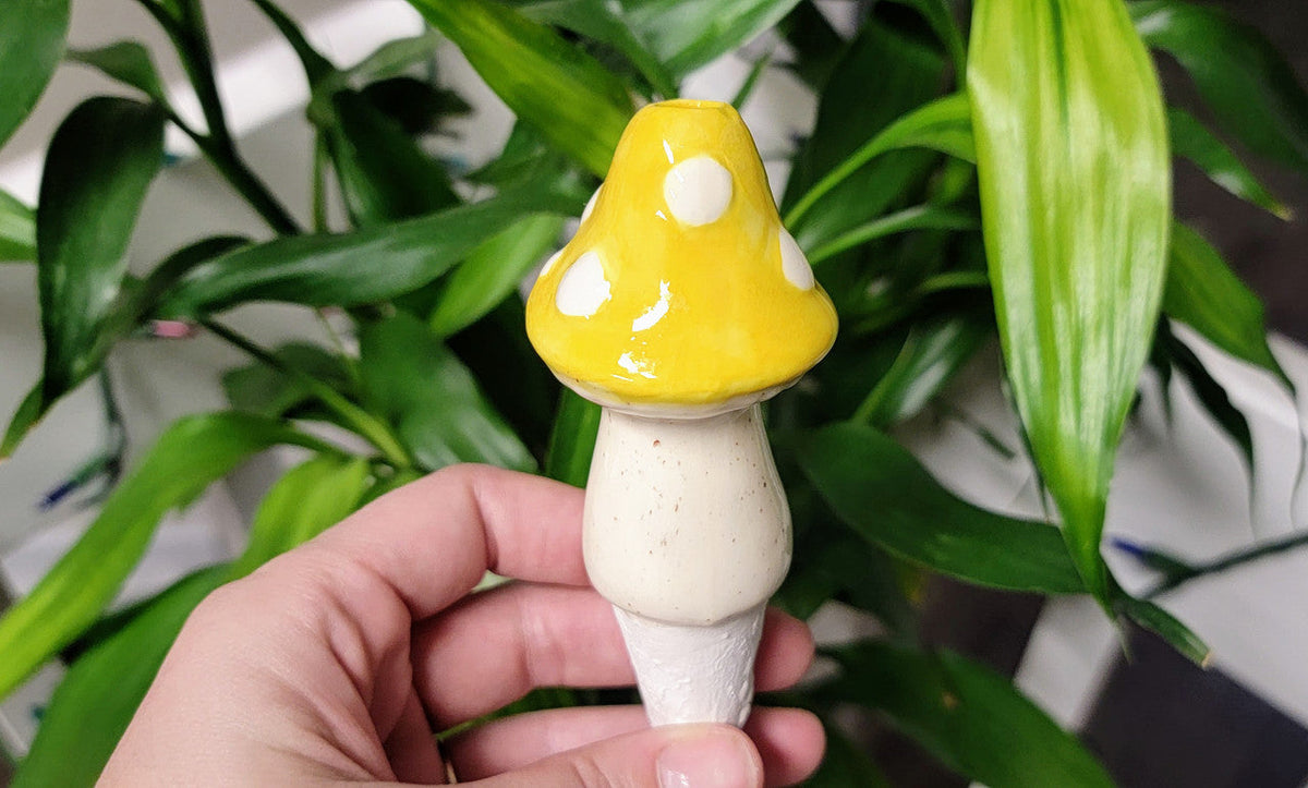 Small Toadstool Watering Spike