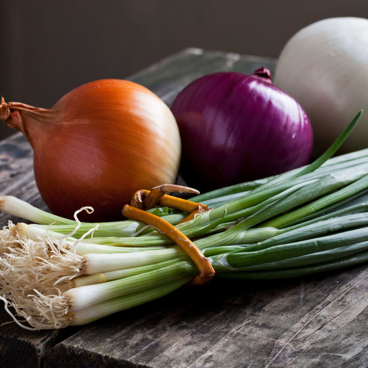Mixed Yellow Red Onion Sets - Bulbs Non-GMO